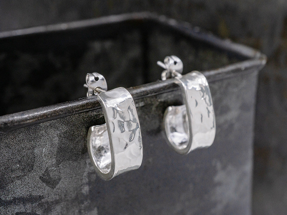 Hammered Oval Hoops