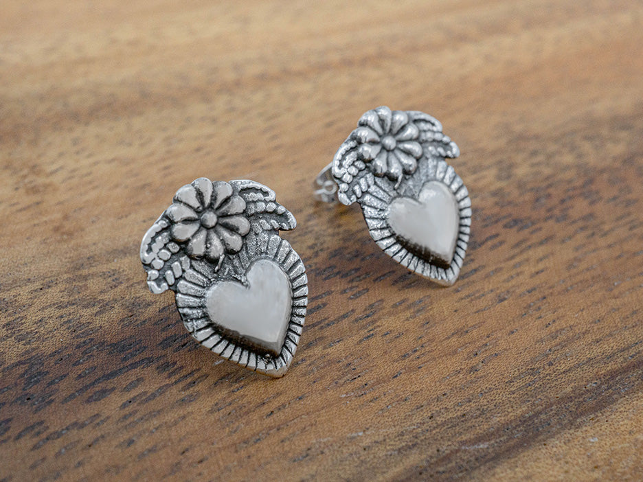Milagro Heart w/Flower Earring on Post