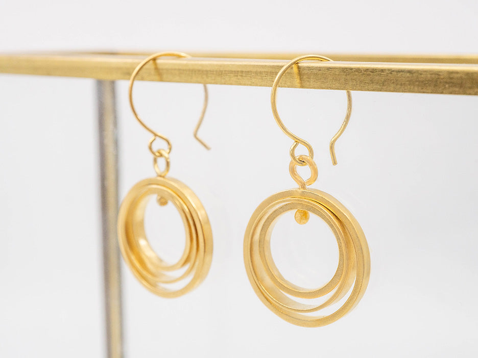 Gold Nested Circle Earrings