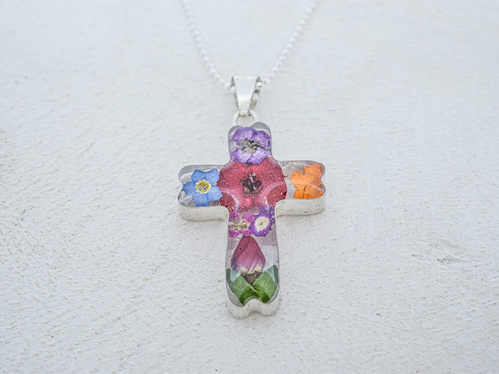 Primavera Necklace, Medium Cross