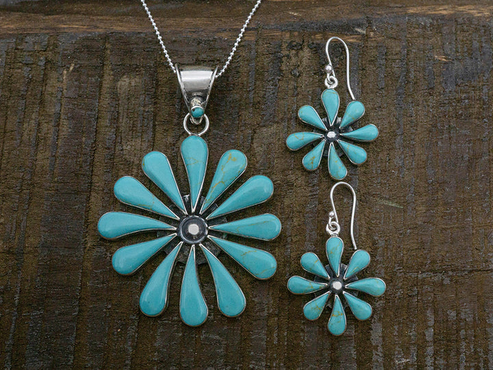 Turquoise Daisy Pendant