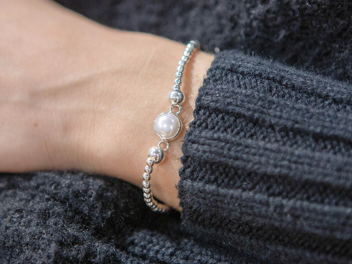 Beaded Stretch Bracelet w/ Pearl Center