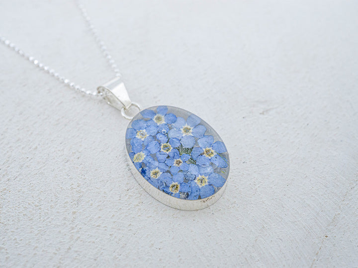 Primavera Forget Me Not Necklace, Medium Oval