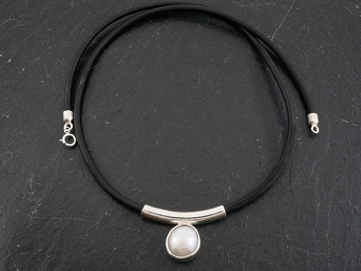 Pearl on Black Jelly Necklace
