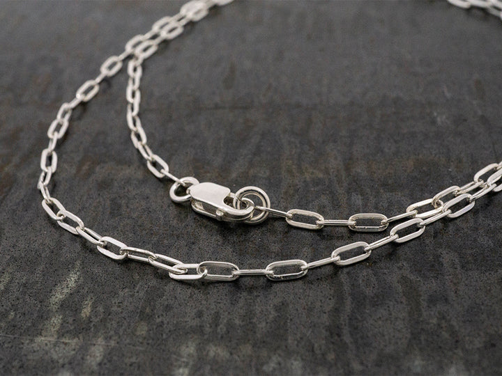 Light Paperclip Chain