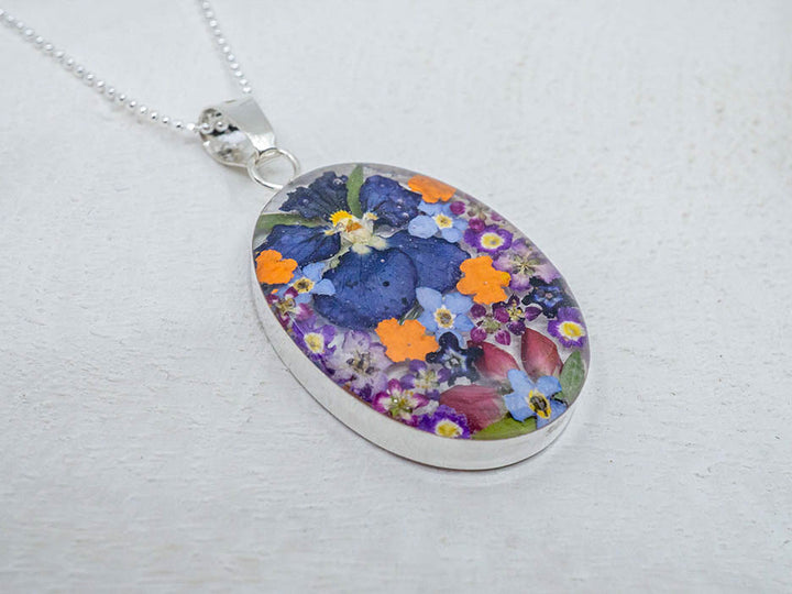 Primavera Necklace, Large Oval