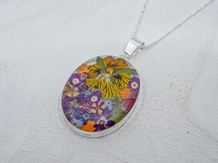 Primavera Necklace, Large Oval