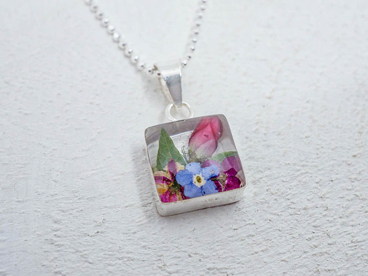 Primavera Necklace, Small Square