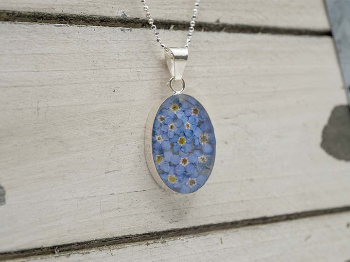 Primavera Forget Me Not Necklace, Medium Oval