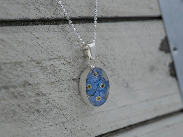 Primavera Forget Me Not Necklace, Small Oval