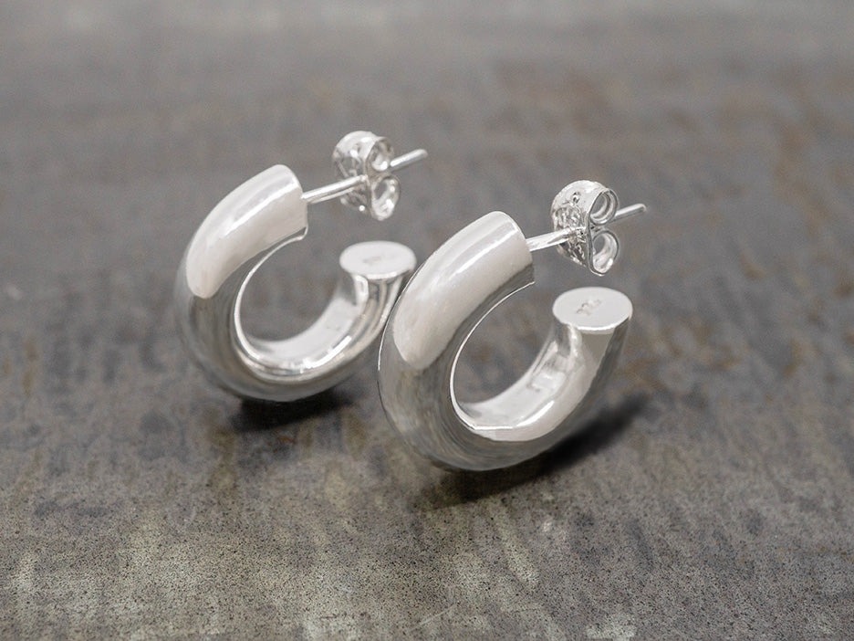 Corazon Sterling | Sterling Silver Hoop Earrings | Silver