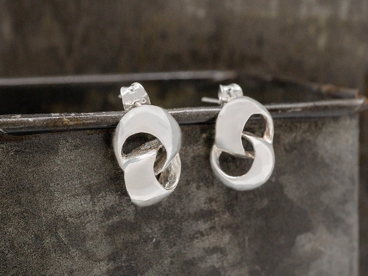 Interlocking Loop Earrings