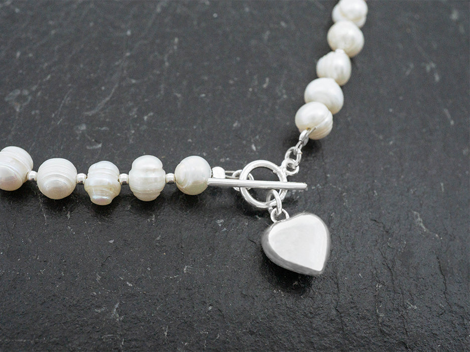 Pearl Necklace w/ Heart Toggle