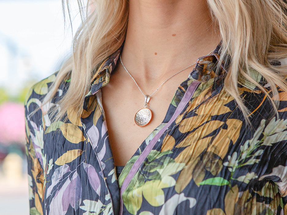 Hammered Disc Pendant w/ Copper Rim