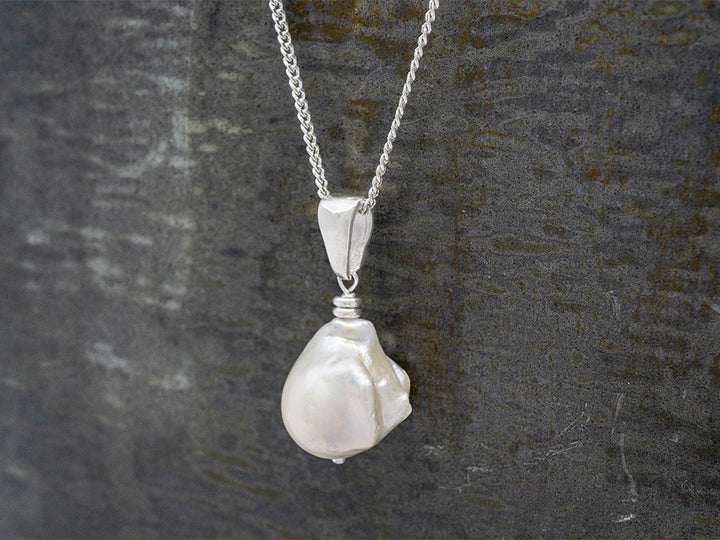 Baroque Pearl Pendant