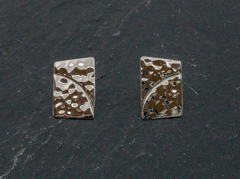 Hammered Puzzle Earring on Post