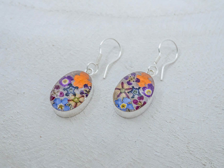 Primavera Earring, Small Oval on Hook