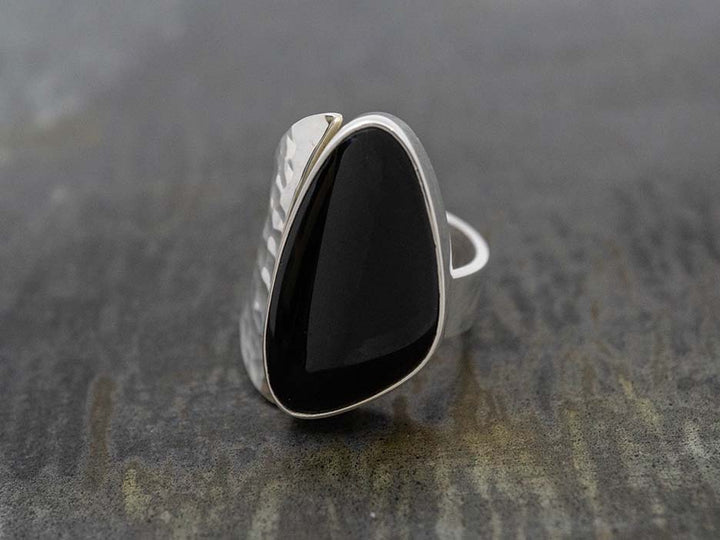 Obsidian Media Luna Ring