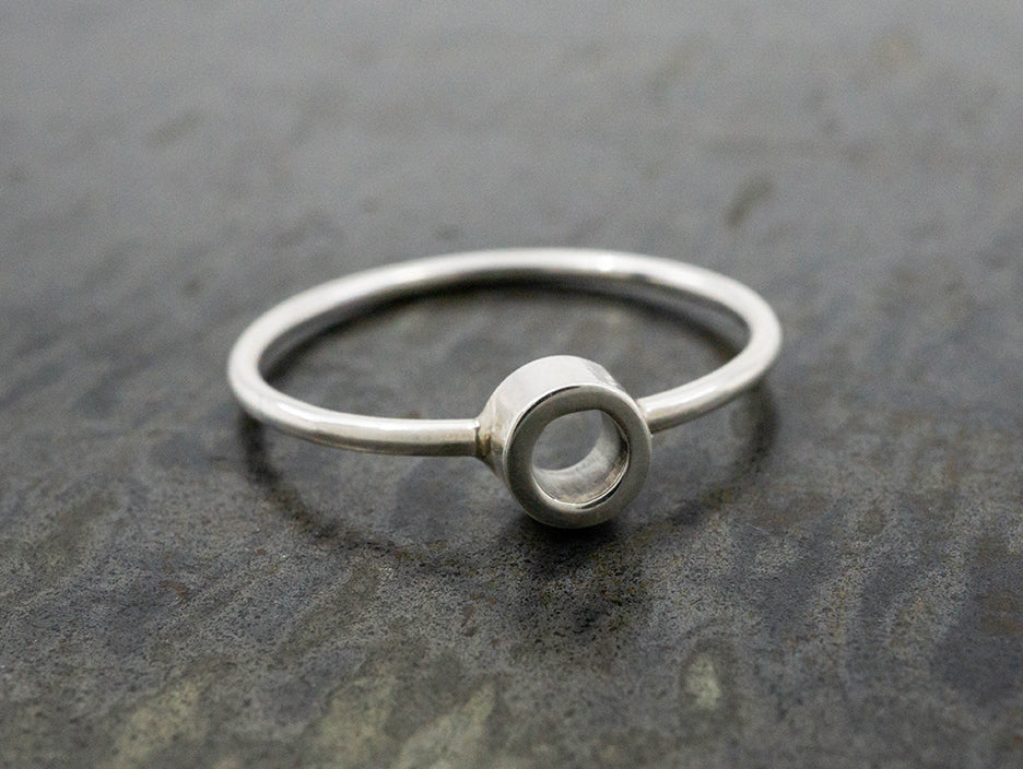 Circle Mini Ring