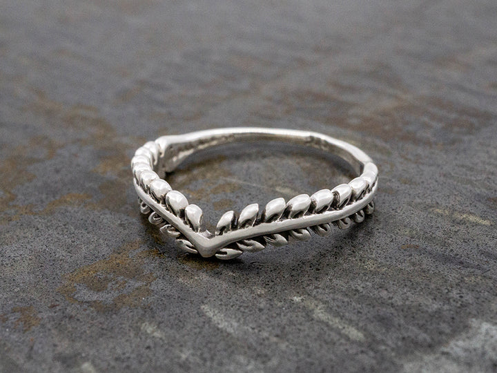 Laurel Wreath Ring