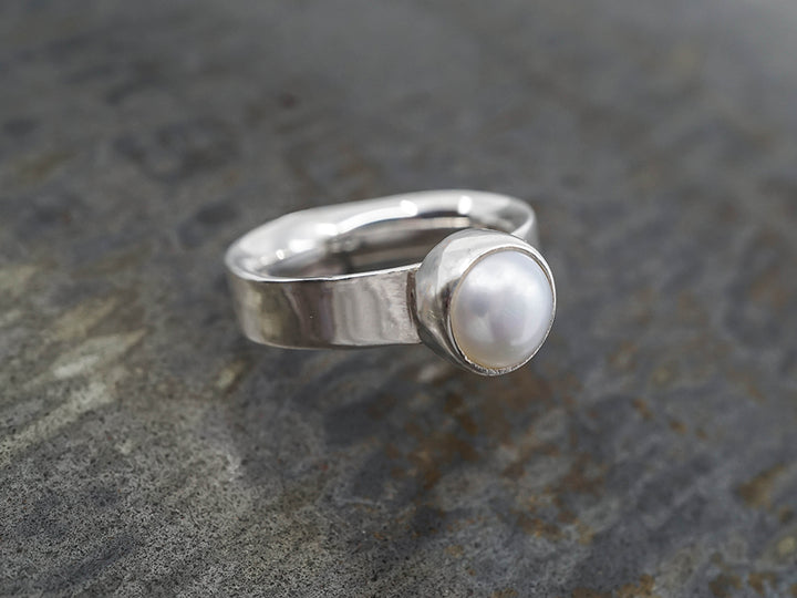 Classic Pearl Cabochon Ring