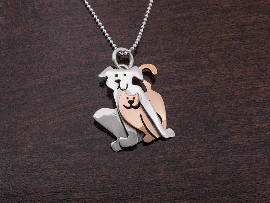 Personalized Dog Necklace - Dog Name Necklace – Gracefully Made