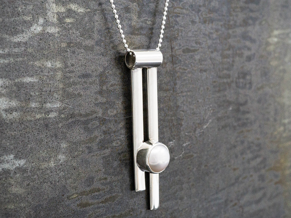 Modern Chimes Pendant with Pearl