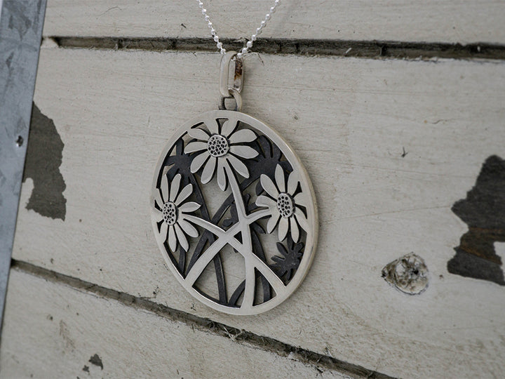 Annabel's Daisy Pendant